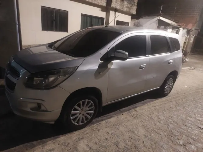 Chevrolet Spin LT 1.8 8V Econo.flex 5P Mec. 2013