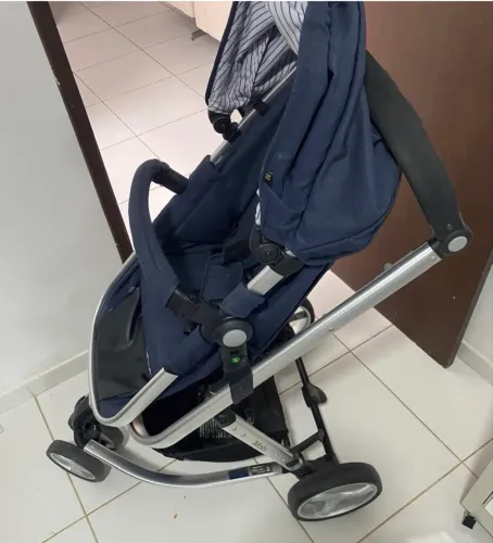 Carrinho e bebê conforto Safety baby 1 st