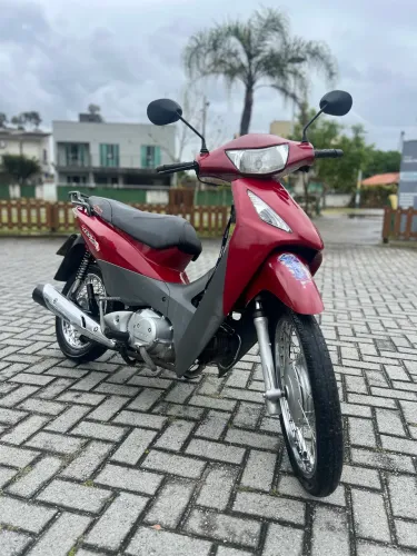 Honda Biz ES 125cc com partida elétrica 