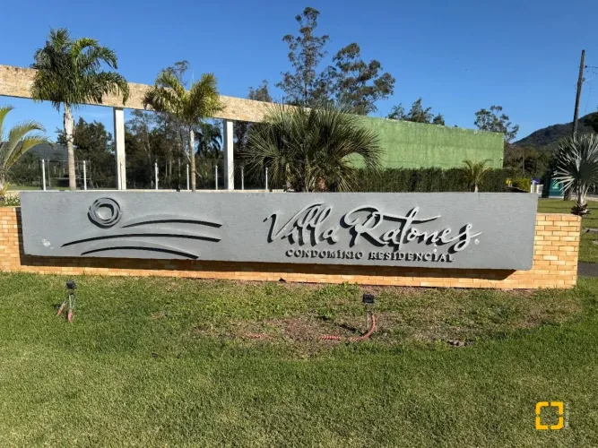 Lote com 400 m2 no Condomínio Residencial Villa Ratones II, Florianópolis/SC
