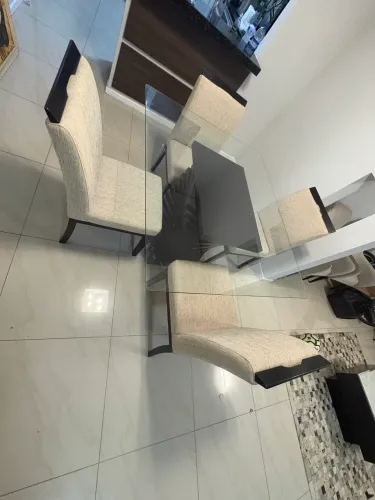 Mesa de Jantar 4 cadeiras