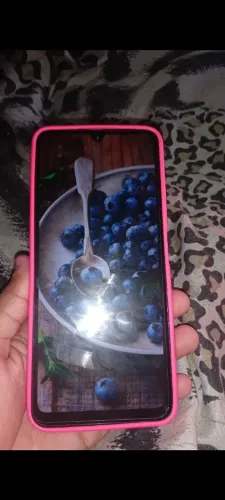 Vendo celular redimi 