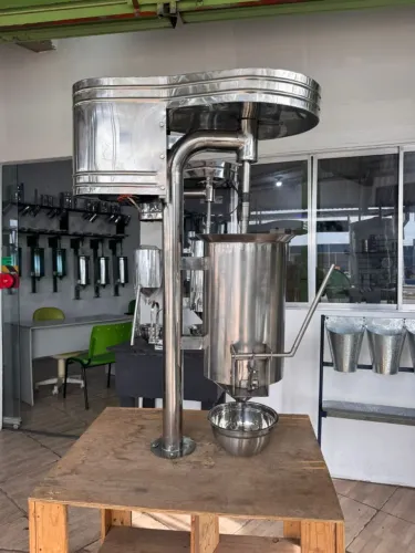 MÁQUINA PROFISSIONAL OU DOMÉSTICA PARA AÇAÍ