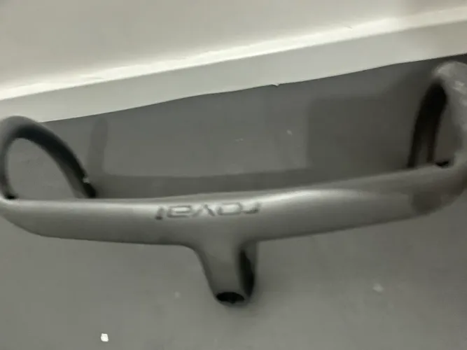 Guidão integrado roval rapide carbono