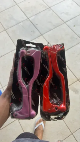 Manetes de freio e embreagem de moto