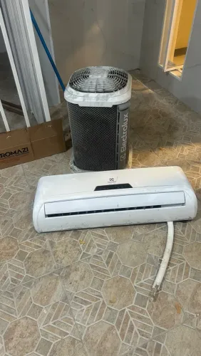 Ar condicionado semi novo 12 mil btus