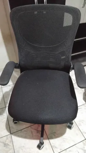 Vende-se Cadeira ergonômica zinnia!
