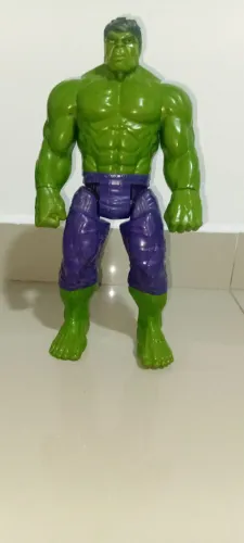 Boneco Hulk!