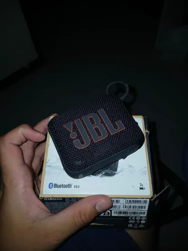 Caixa de som JBL original go4 aprova dagua