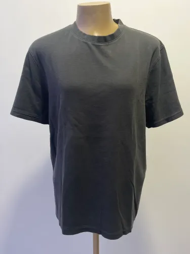 Camiseta masculina cinza chumbo ZARA