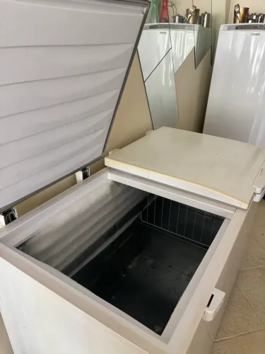 Freezer duas portas electrolux