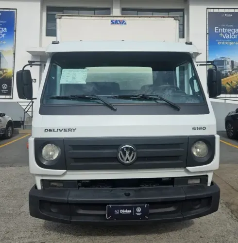 VW 9.160 DRC 4X2 - 13/13 - BAÚ MEIO SECO MEIO REFRIGERADO