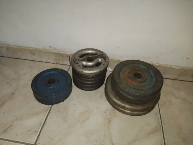 Anilhas musculação