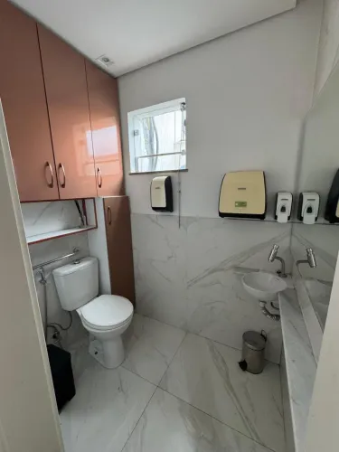 CLÍNICA ODONTOLÓGICA A VENDA NO PARQUE 10