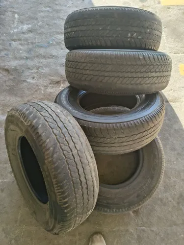 Pneus 265 70 R16