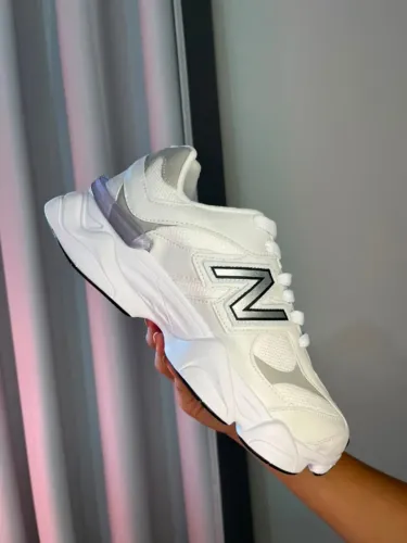 TÊNIS NEW BALANCE 9060 BRANCO