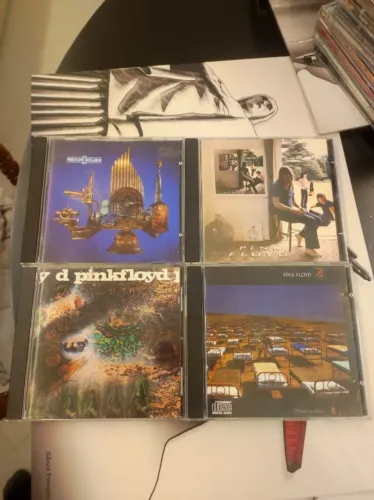 4 CDs Pink Floyd - Lote Colecionador | Todos usados funcionando 100%