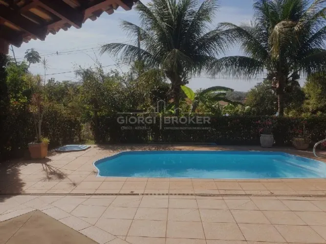 Magnífico rancho em condomínio à venda em Fronteira-MG, Enseada Azul II: 2 quartos, 1 suít