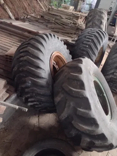 Pneus aro 22.5