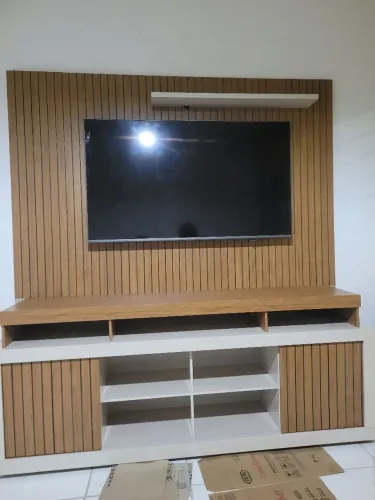 Rack para tv até 70" com painel