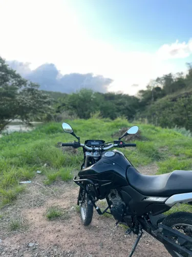 Xtz lander 250 preta