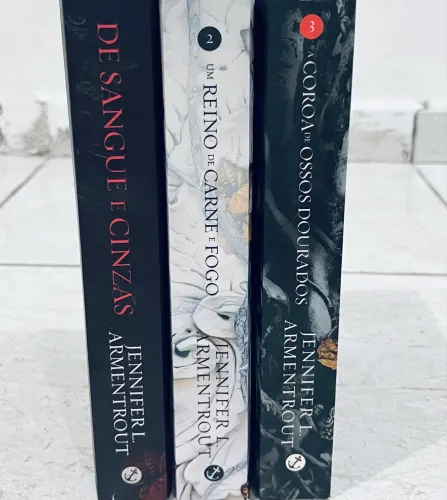 Sangue e Cinzas (vol 1,2 e 3)