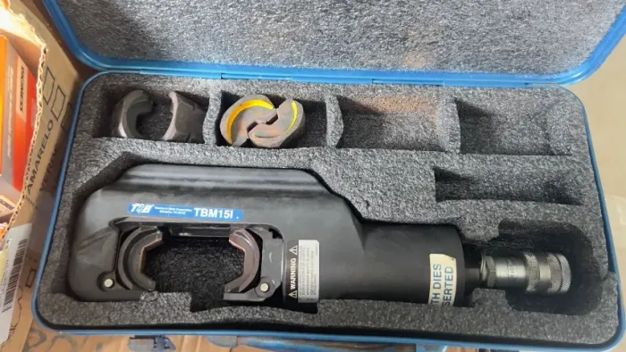 Kit Crimpador Hidráulico Thomas & Betts Tbm15i + Bomba Elétrica 13600