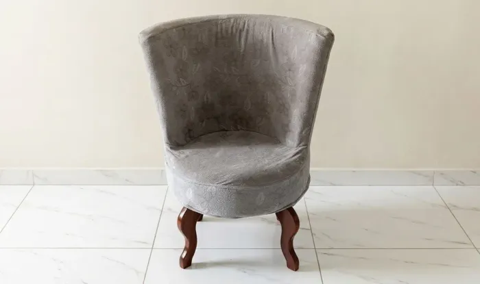 Poltrona com Capa Neutra - 2 em 1