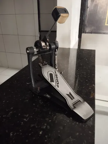 Pedal de bateria D one