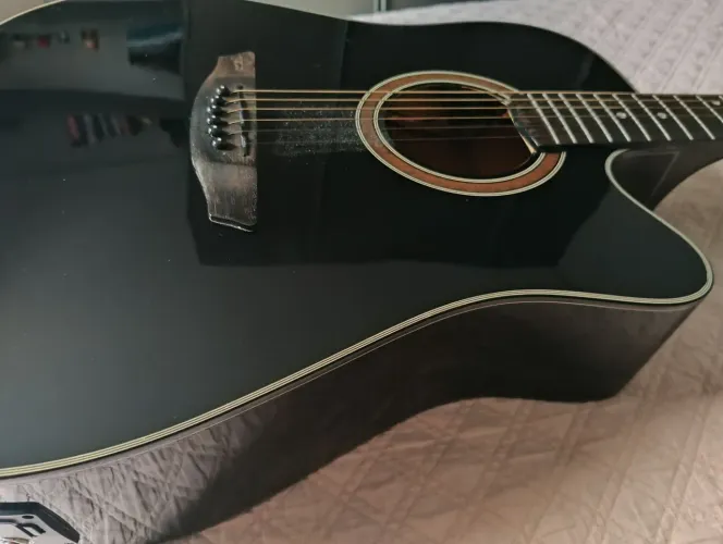 Violão de Aço Strinberg com captação Fishman