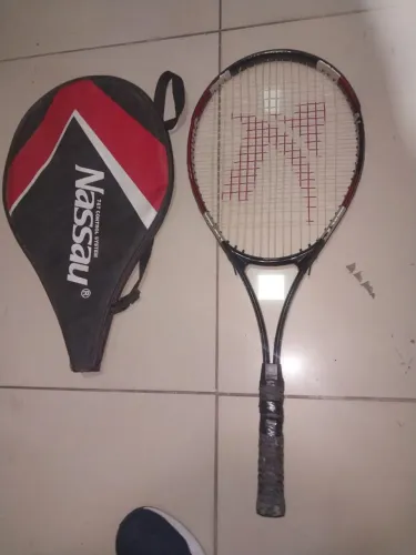 Raquete de tenis
