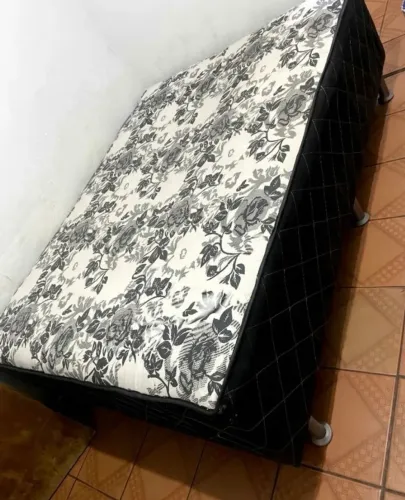 Cama box casal