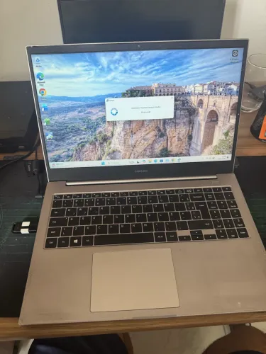 NOTEBOOK SAMSUNG E20 SSD 240