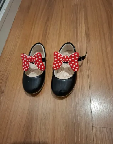 Sapato preto Minnie