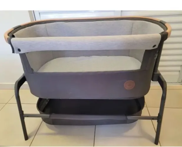 Berço Iora maxi-cosi 0-9kg impecável e completo