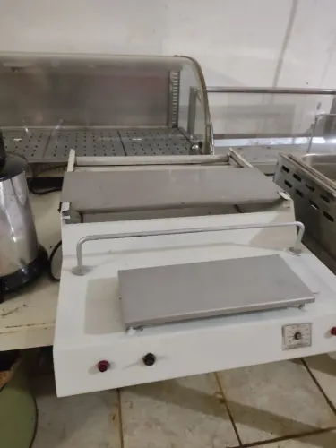 Seladora de papel filme e seladora de potes