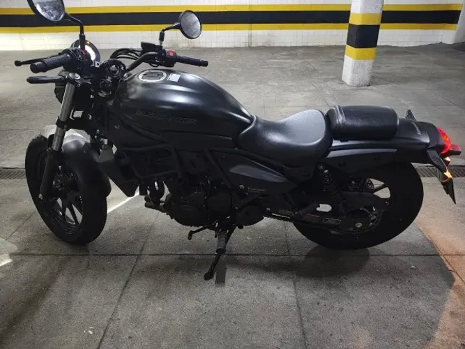 MOTO KAWASAKI ELIMINATOR 500 - 2024 2025 