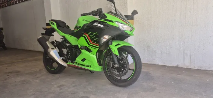 KAWASAKI NINJA 400 KRT EDITION 2023
