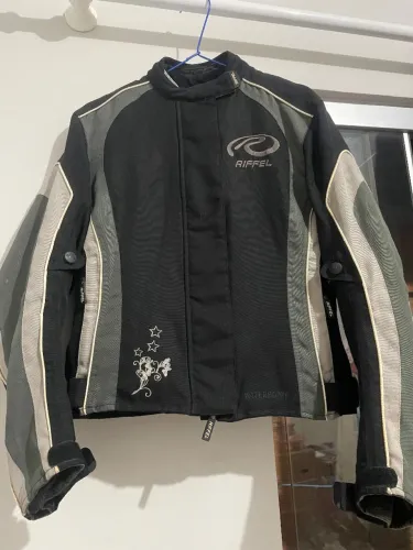 Jaqueta de moto feminina