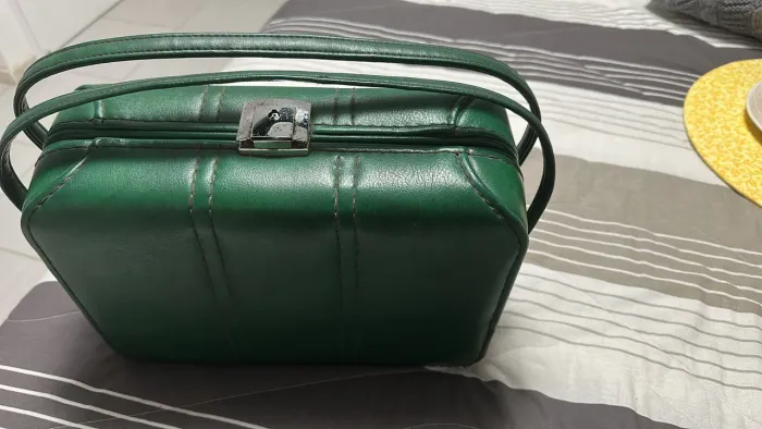 Alerta de raridade!!! Frasqueira vintage verde década de 60