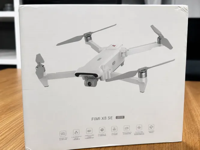 Drone FIMI X8 SE 2022 4K - Gimbal 3 Eixos + Controle e Caixa