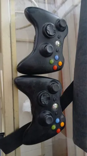 Xbox 360 + 2 controles(NOVOS) + Kinect