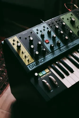 Moog Grandmother