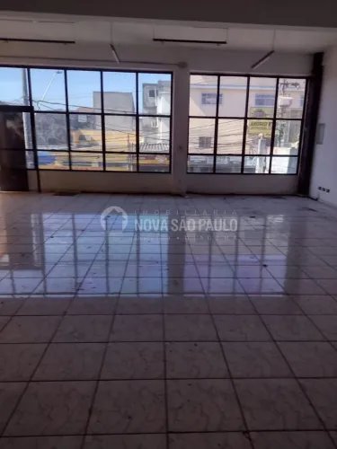Sala para Alugar em Taboão, Diadema - SP