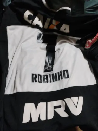Camisa original do Robinho somente dinheiro a vista não vendo por menos que 500 não
