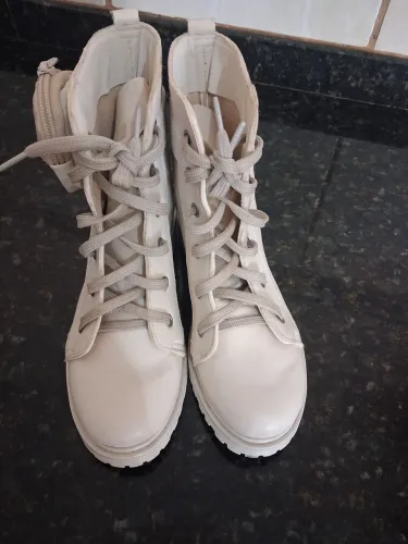 Bota