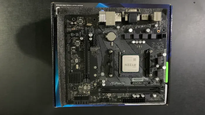 ASRock A520M-HDV Nova Nunca Usada Ryzen AM4 DDR4 M.2