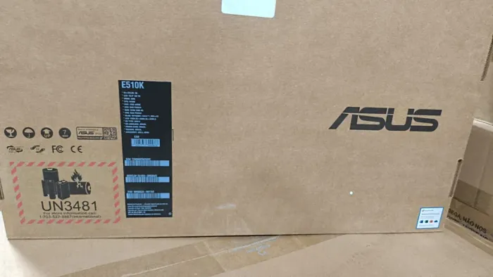 NOTEBOOK ASUS 4GB RAM/128 ARMAZENAMENTO NA CAIXA