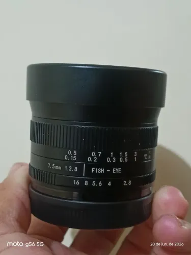 Vende-se lente de câmera 7Artisnas 7,5mm 1:2.8 ed