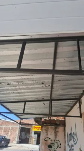 Cobertura seminova